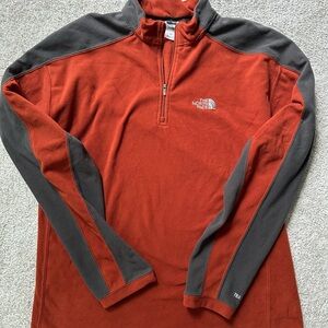 The North Face Men’s Rust and Charcoal 1/4 zip Fleece pullover Jacket